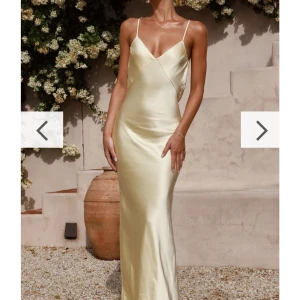 Gul maxiklänning  - Aldrig använd med prislapp kvar!✨