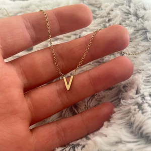 Edblad halsband - Säljer för att behöver pengar❤️ Använd gärna köp nu!