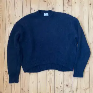 Incredible piece from Acne Studios. Very gently used still in great condition. Amazing fit on this piece, fits boxy and oversized and comes in a very soft alpaca. Tagged size M, fits M-L. Fits boxy & wide. Color is very deep navy/black.