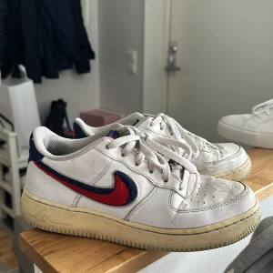 Nike Air Force Jr - Storlek 40 Behöver tvättas lite! 7/10