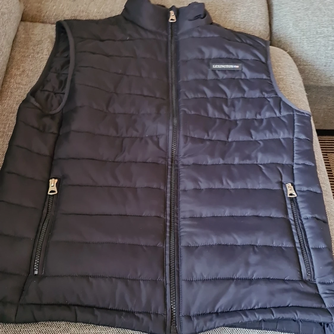 Lexington väst - 90