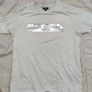 Icono - Den är fin men jag använder inte den längre så jag vill sälja den ingen smuts eller skador.