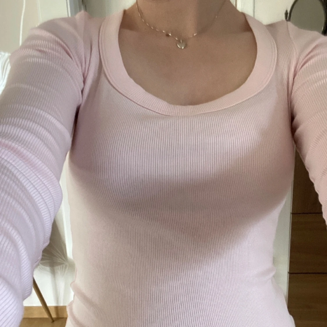 Rosa ribbad tröja  - 90