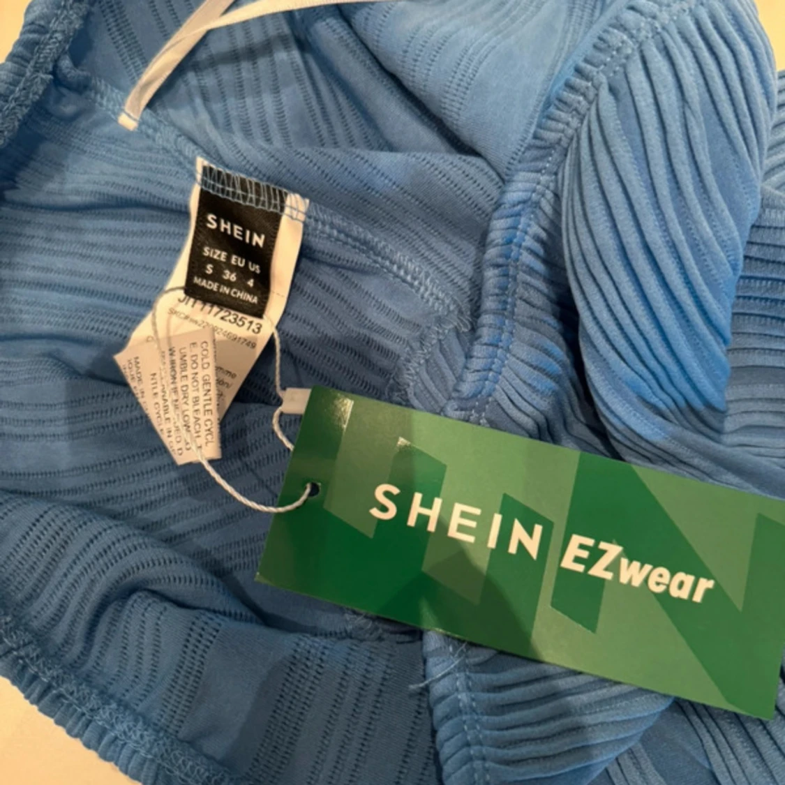 Blå croppad topp - 92