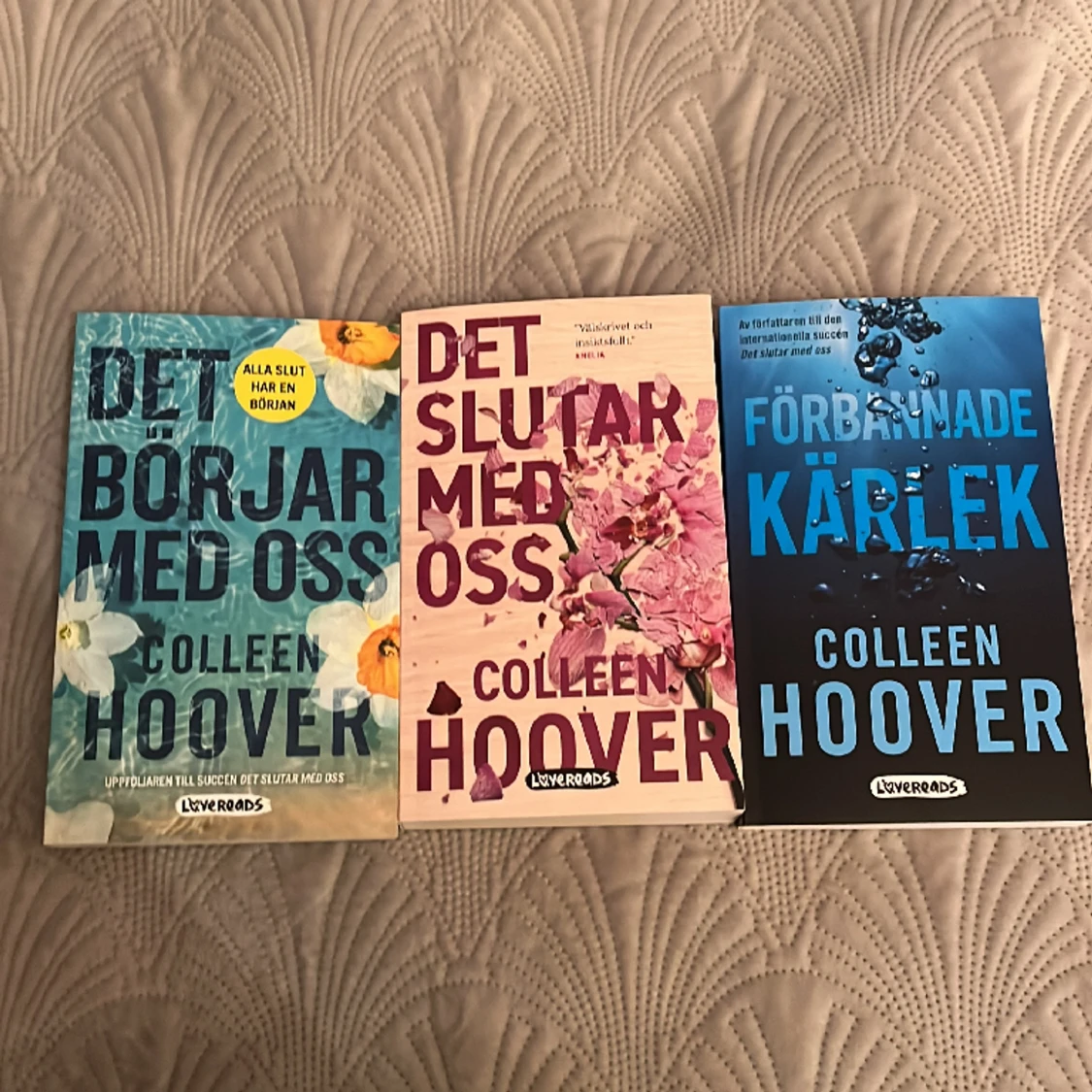 Colleen Hoover böcker