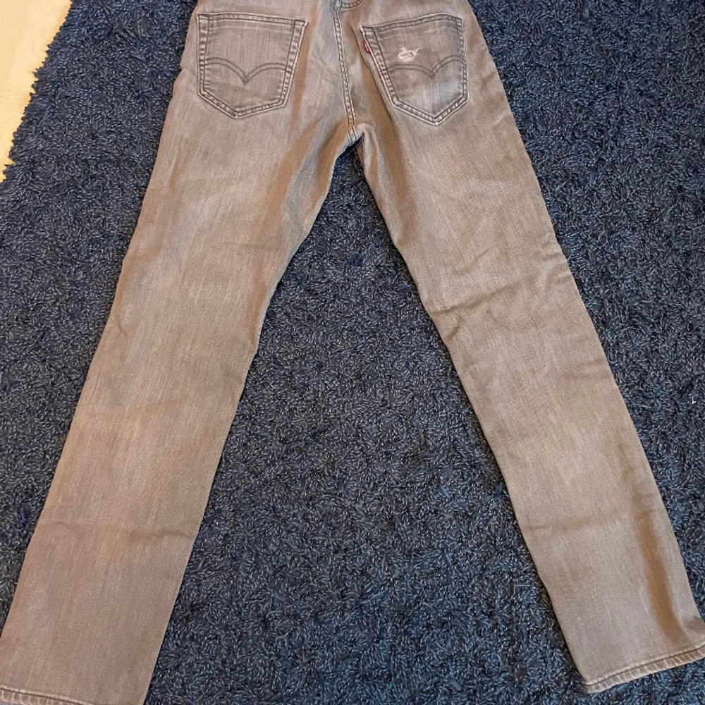 Levis vintage 511 i bra skick storlek 30/32. Jeans & Byxor.