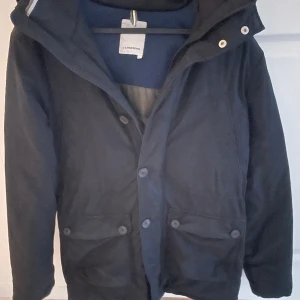 J Lindberg vinterjacka  - J lindberg jacka i fint skick Passar perfekt till mig på 184 cm 