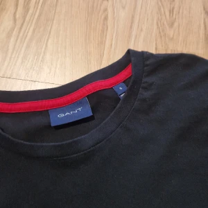 Gant långärmad t shirt - Långärmade gant t shit nästan oanvänt