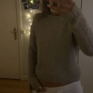 söt tröja - säljer denna tröja i jätte bra skick💕💕💕