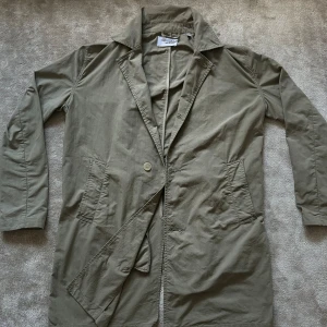 OUR LEGACY ”PEACOAT JACKET” - Stilren tunn jacka från OL, sällan använd fint skick