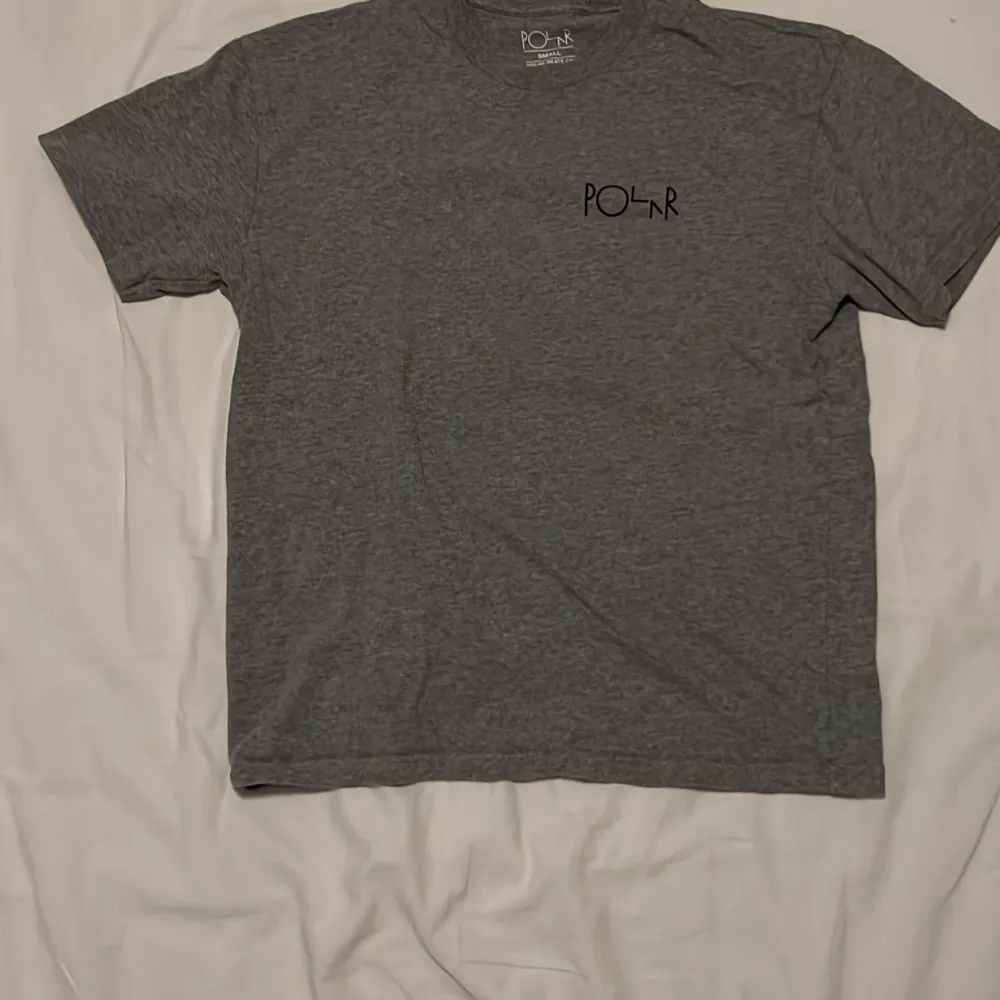 KÖP. T-shirts.