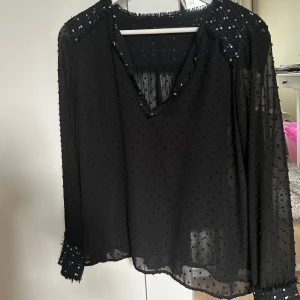 Zara blus - Storlek M