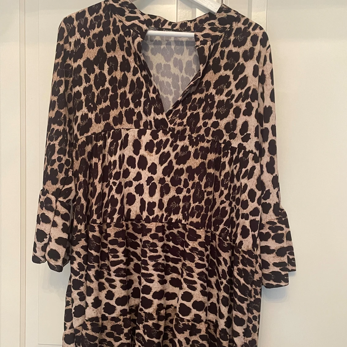 Leopard mönstrad mini klänning - 91