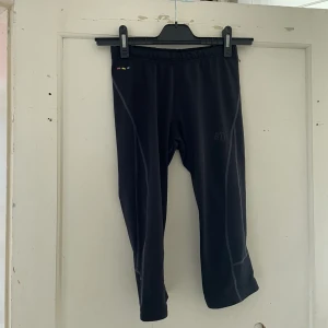 Cykelbyxor  - Ok skick vad jag ser priset är absolut diskuterbart och har du funderingar så tvecka inte på att höra av dig🥰