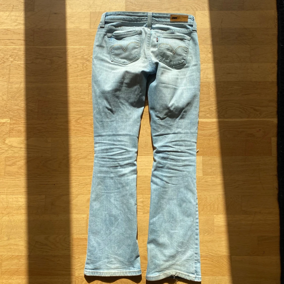 Lågmidjade Levis bootcut jeans - 91