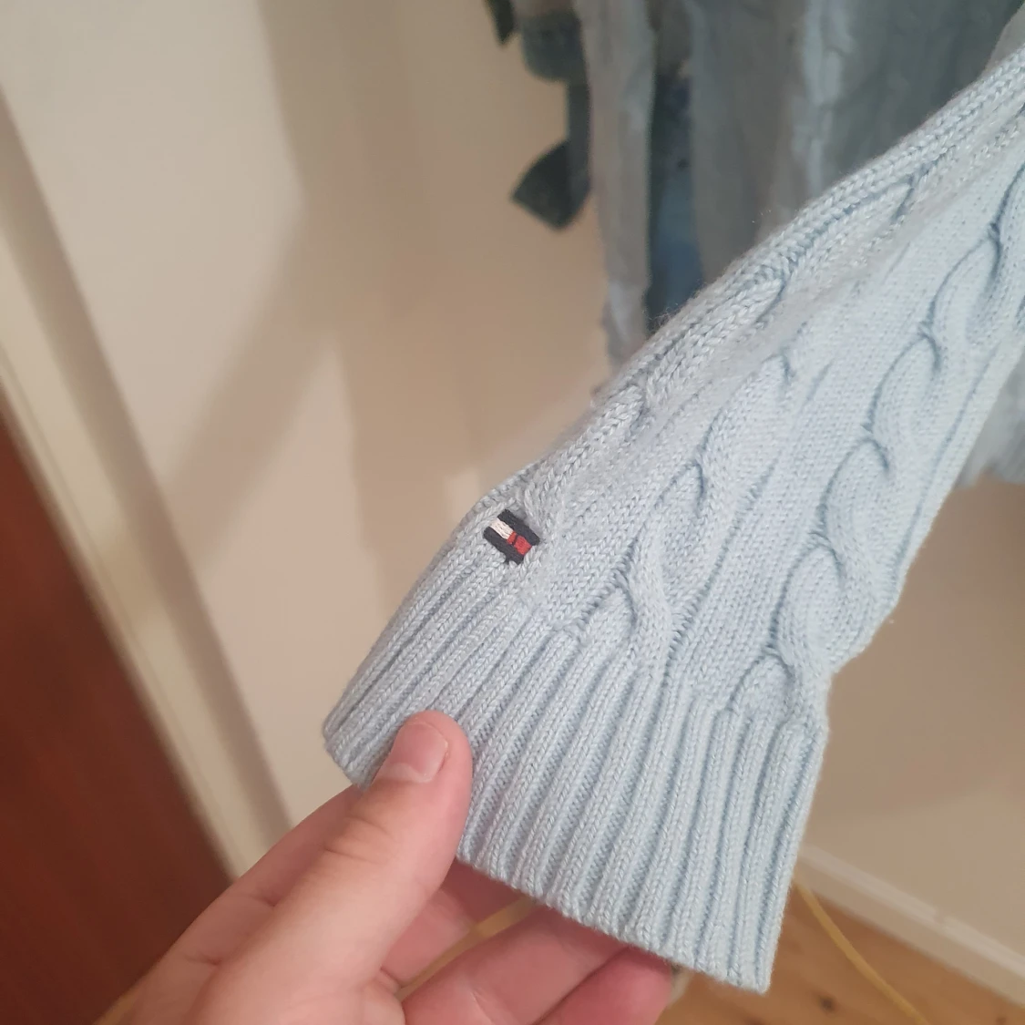 Tommy Hilfiger Kabelstickad - 91