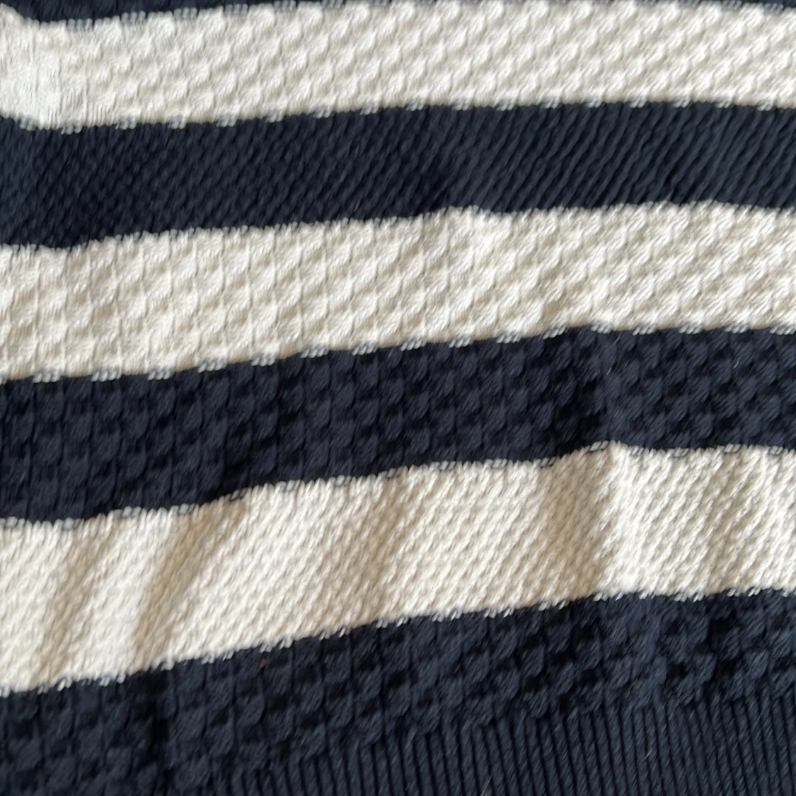 Randig tröja 🤍🖤 - 90