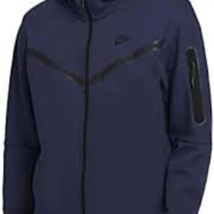 Nike tech  - Storlek s, använts några gånger men är i bra skick.