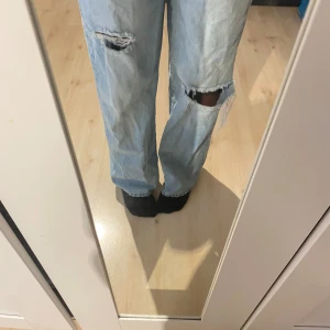 Blåa jeans 💝💝 - Stor lek M Från lager 157
