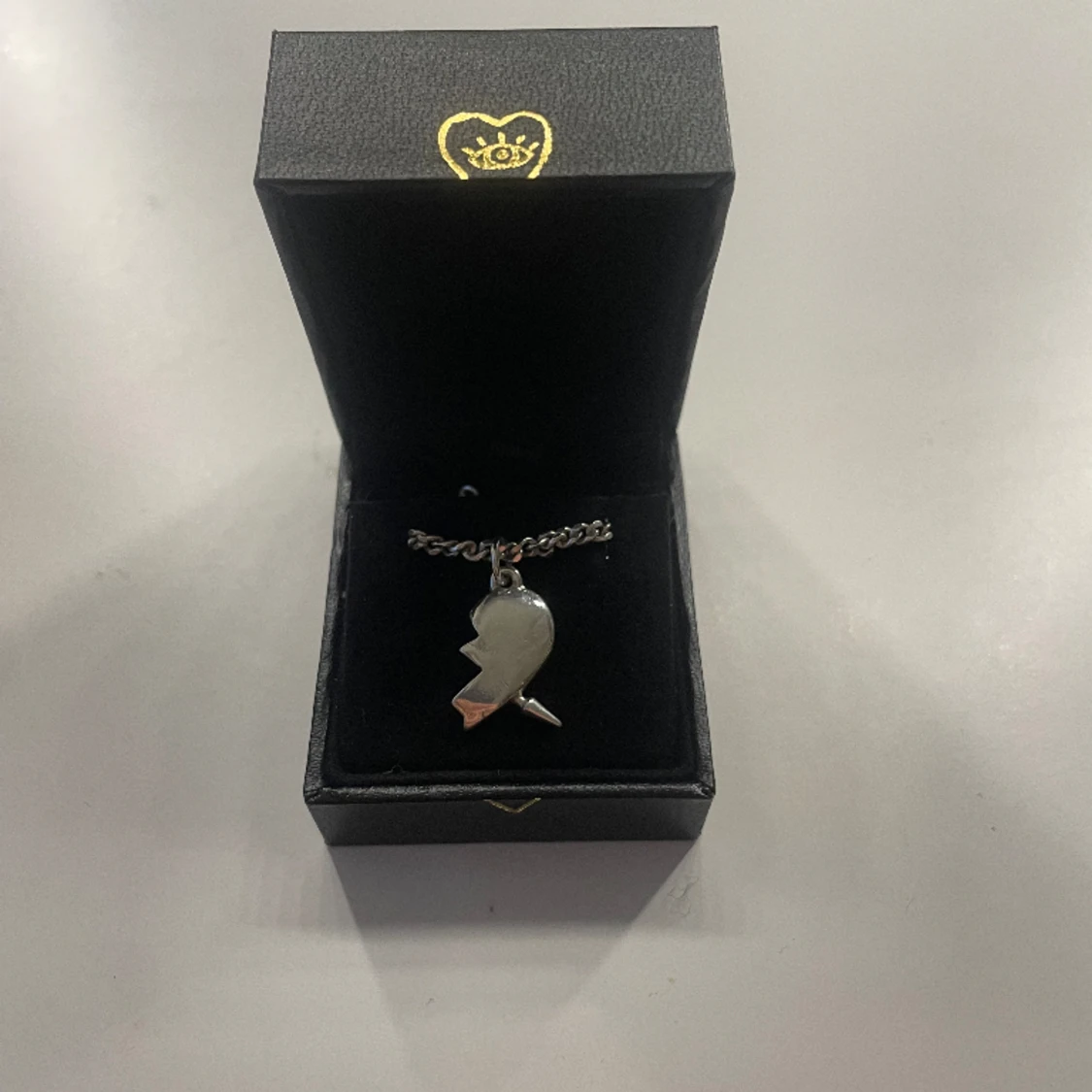 Maria Nilsdotter halsband  - 90