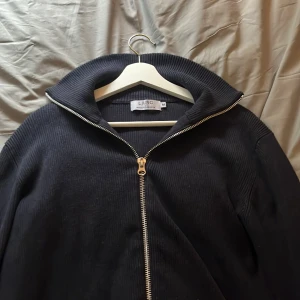 Ljung zip tröja  - Ljung zip köpt för 1400 från brothers 