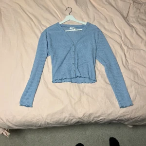 Kofta - Stickad Kofta från madlady. Skriv för fler bilder💘