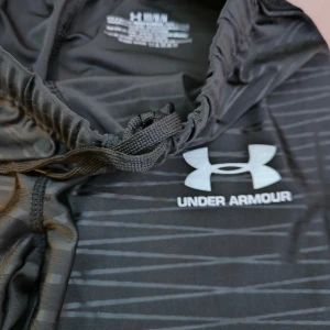 Under Armour träning tights - Storlek M  Som nya