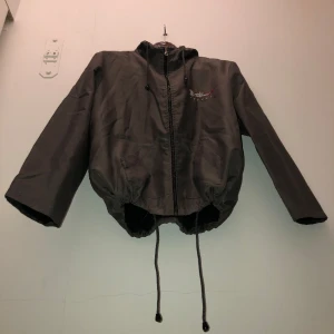 planet hollywood jacka - vintage planet hollywood merch från 1998