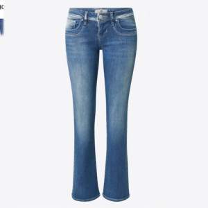 Säljer dessa Ltb jeans i modellen valerie som är oanvända och helt slutsålda,skriv vid frågor 💗