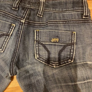 Miss sixty jeans - Snygga miss sixty jeans, kommer tyvärr inte till användning men jättesnygga❤️