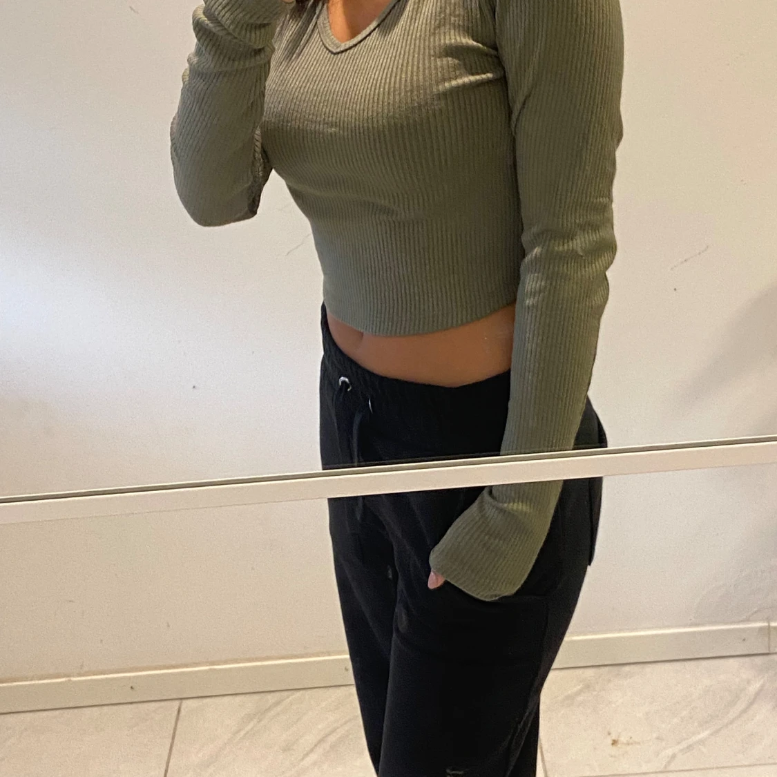 Grön ribbad topp från Sisters Point - 90