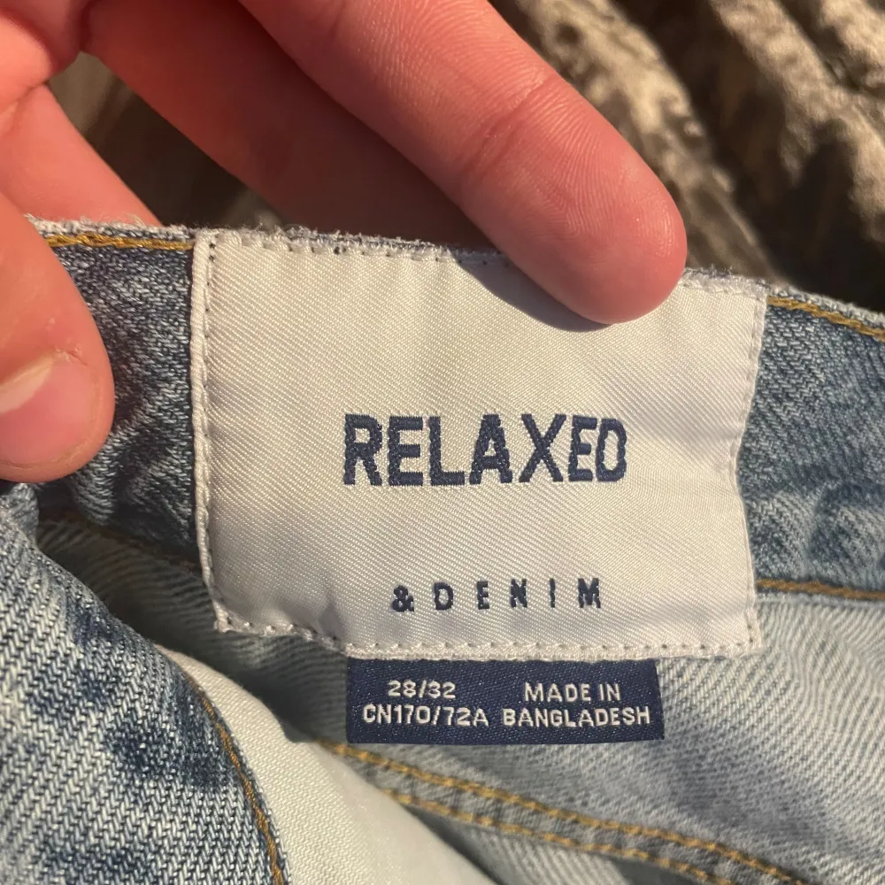 Nästan oanvända köpte för 2 år sen gillade inte passformen lite för Skinny för min smak . Farkut & Housut.