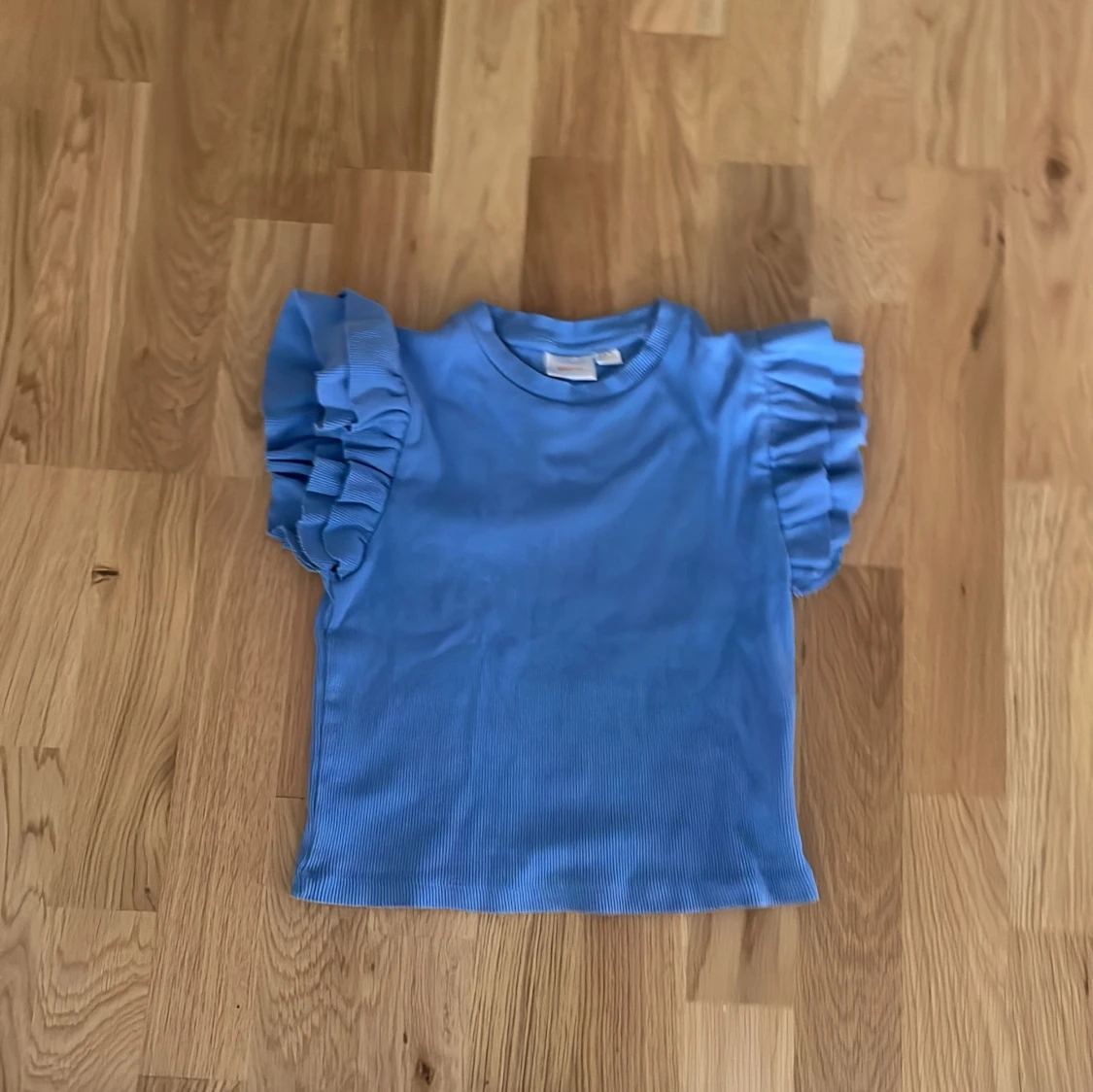 Blå T-shirtblus - 91