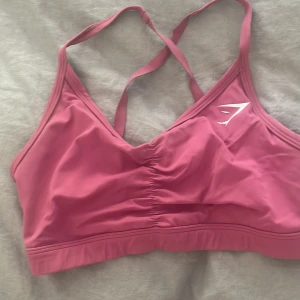 Sport-bh  - Rosa sport-bh från gymshark  Ingen vaddering 