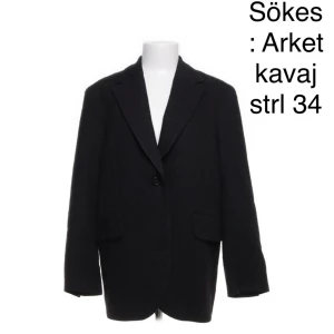 Sökes! Arket kavaj bomull strl 34 - Söker svart kavaj från Atket i storlek 34. Bomull
