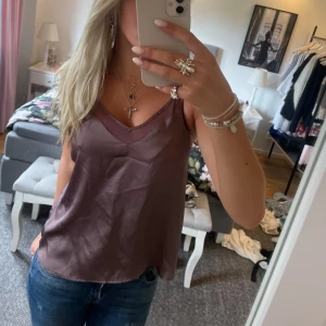Linne - Supergulliga linne. Inga defekter❤️