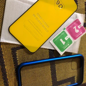 Magnetskal iPhone /11/ 3 delar Blå - Magnetskal iPhone 11 Färg :blå Skärmskydd ingår Skriv till mig om du undrar över något.