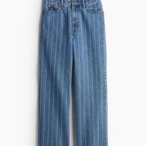 Kritstrecksrandiga jeans H&M - Säljer dessa jeans från H&M i storlek 34, aldrig använda med prislapp kvar!!☺️