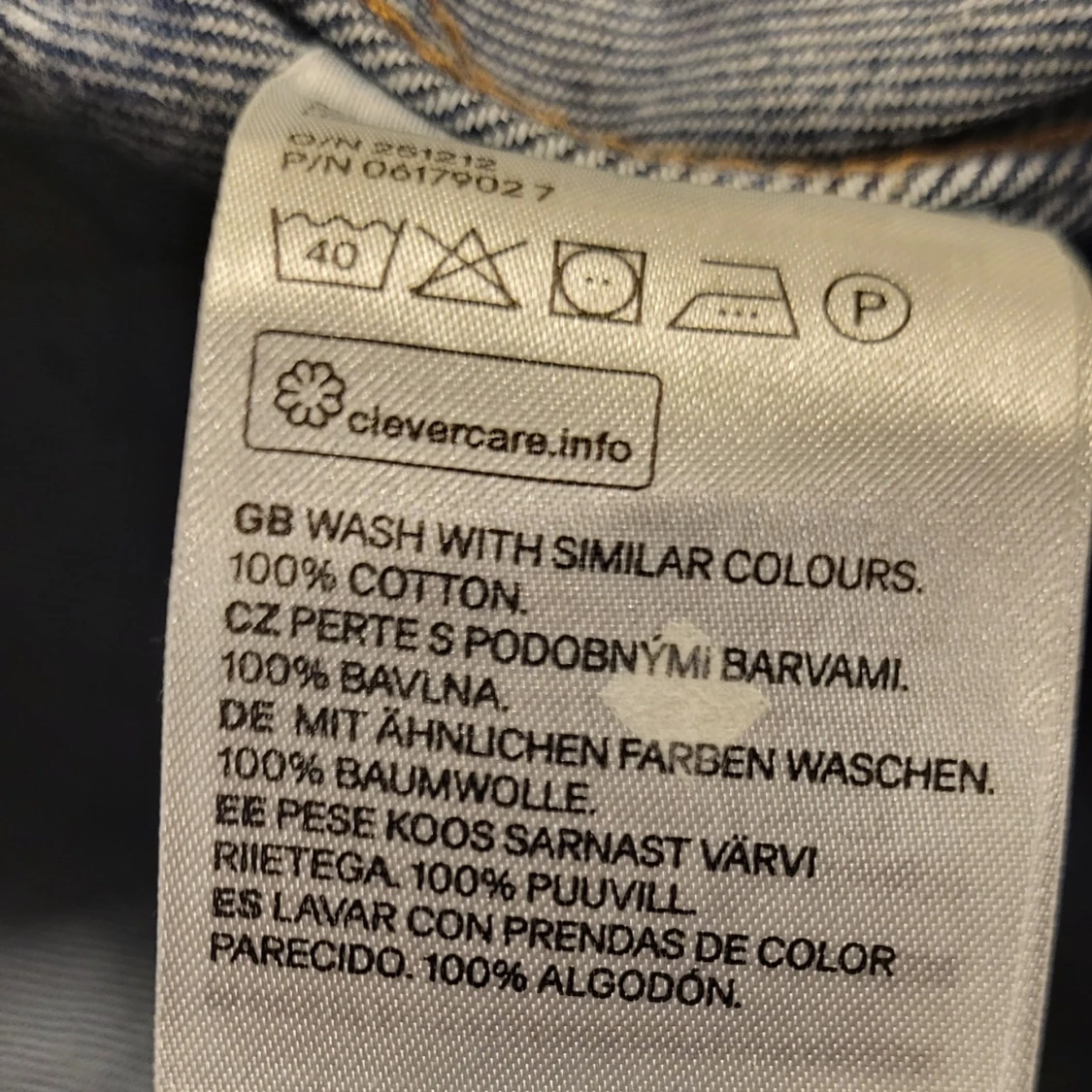 Jeansjacka med text LOVE - 90