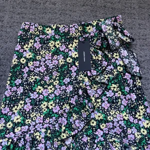 Kjol - Aldrig använd, jätte bra skick