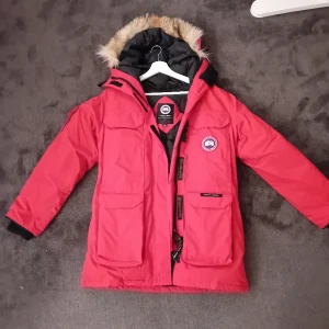 Canada goose jacka  - Storlek S 