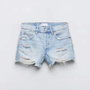 SÖKER!!!! Söker dessa shorts från zara i storlek xxs, kan köpa för 150kr