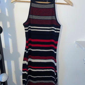 Klänning  - Jättefin klänning 