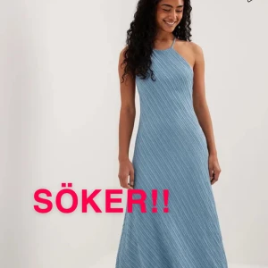 SÖKER nakd x Moa Mattsson - Söker efter denna klänning från nakd x Moa Mattson i storlek 36 🥰