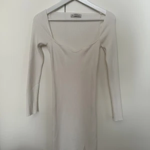 Chiquelle - Fin välbevarad klänning Chiquelle 