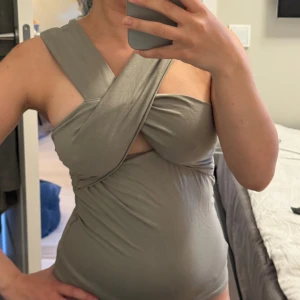 Topp från Gina Tricot - Topp i xs från Gina Tricot