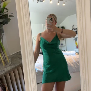 Satin dress - Worn once