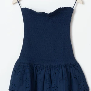 Söker mini smock dress gina - söker en  mini smock dress i storlek S från gina 