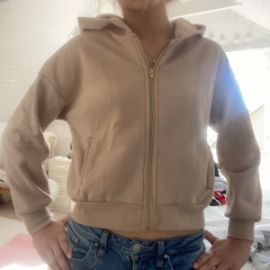 Zip up - Skön zip up som inte kommer till användning 💕