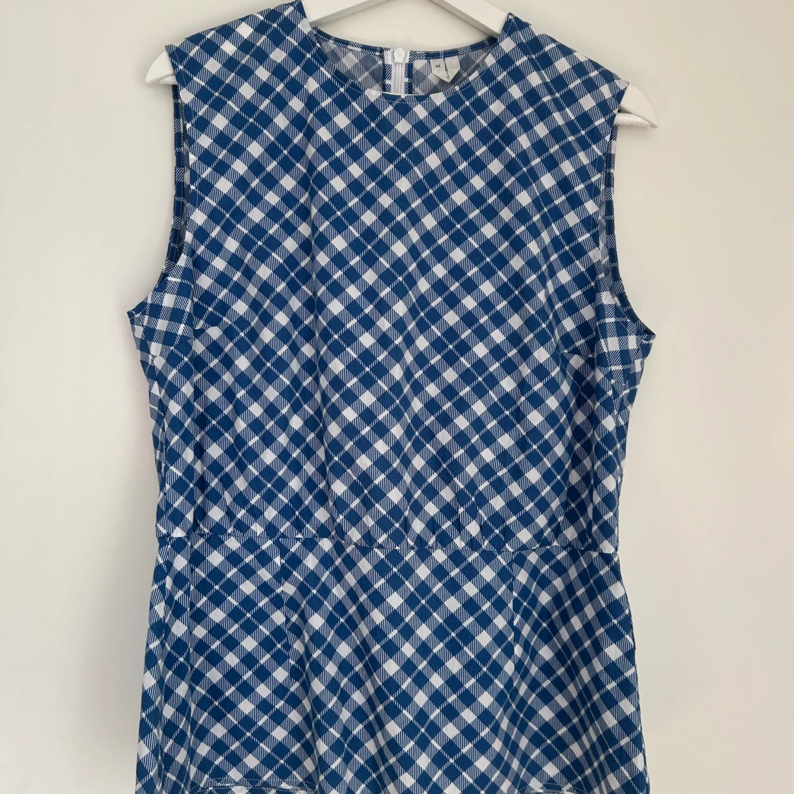 Rutig topp från Arket